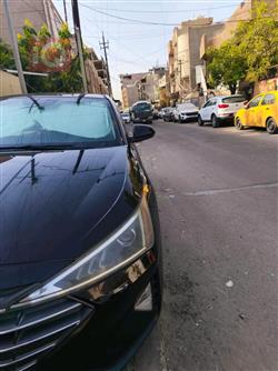 هیوندای ئەلەنترا